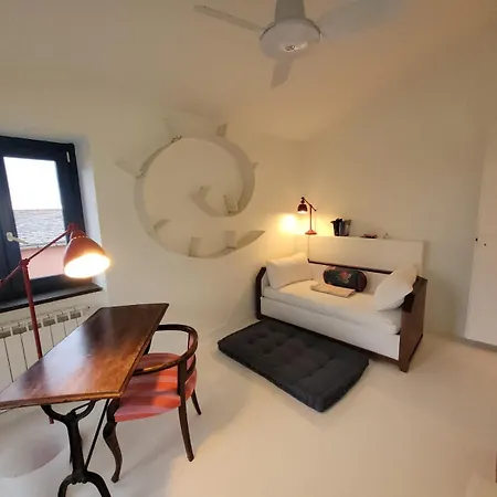 Casetta Di Apartment Reggimonti